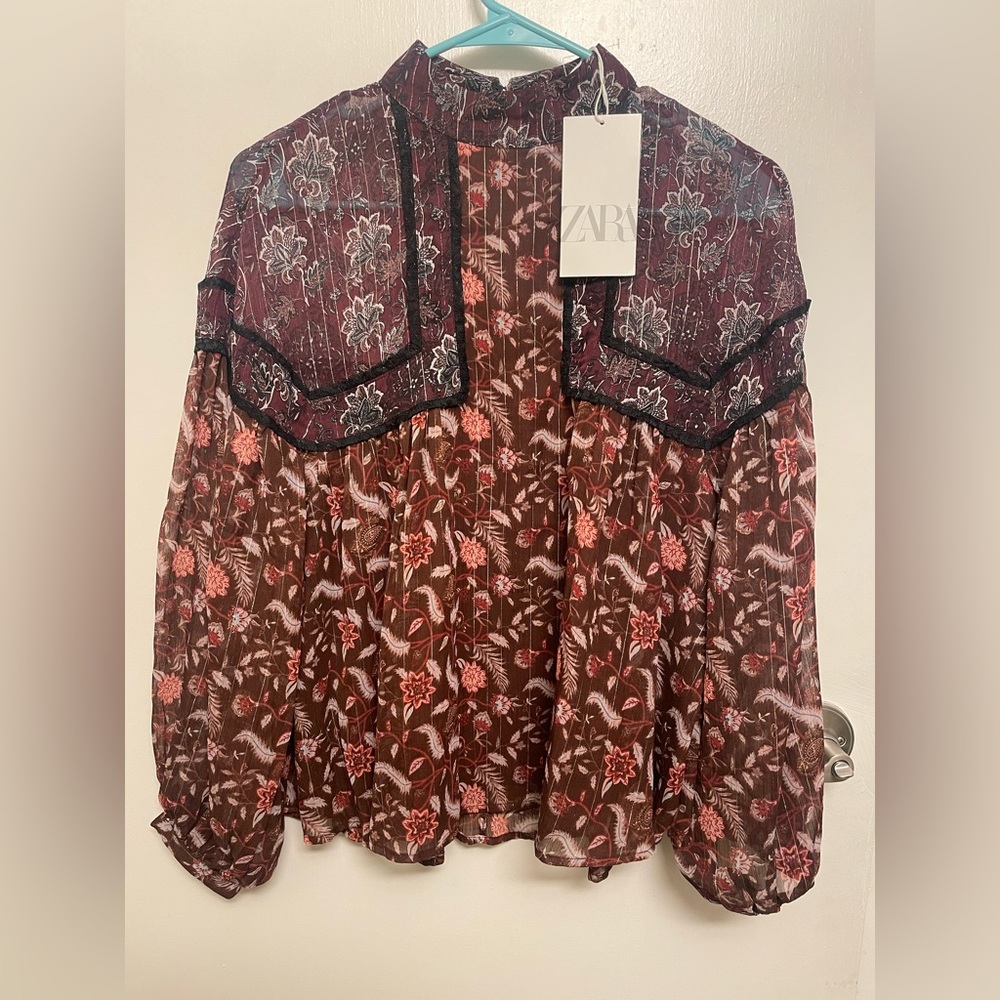 Zara NWT blouse size XS